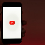 Выбор мобильных приложений на экране смартфона - экспертные рекомендации